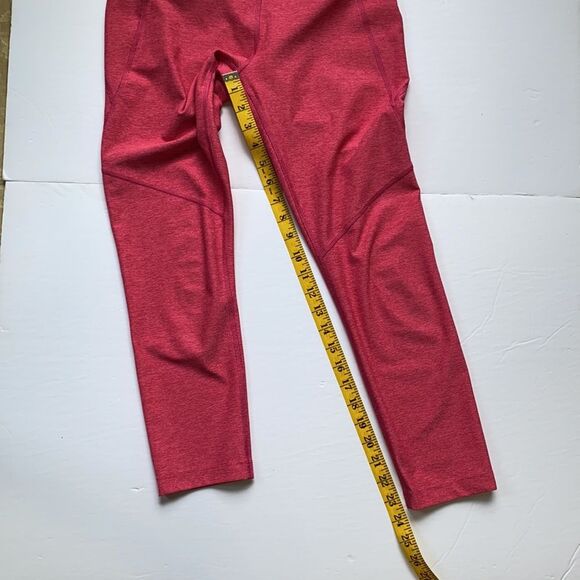 Outdoor Voices  3/4 Warm Up Leggings in Flamingo Fuchsia Pink Barbiecore - Picture 6 of 8